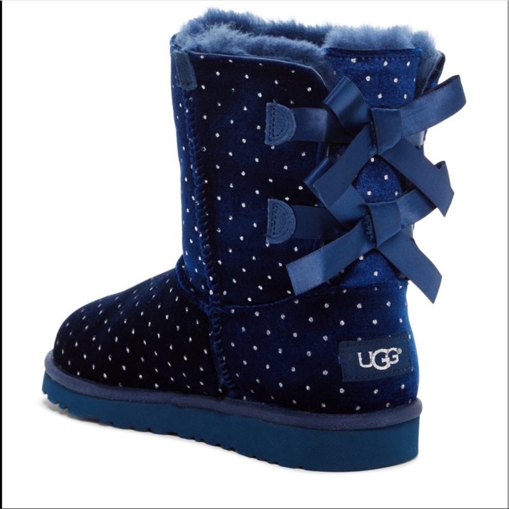 Bailey bow Uggs Sz 9